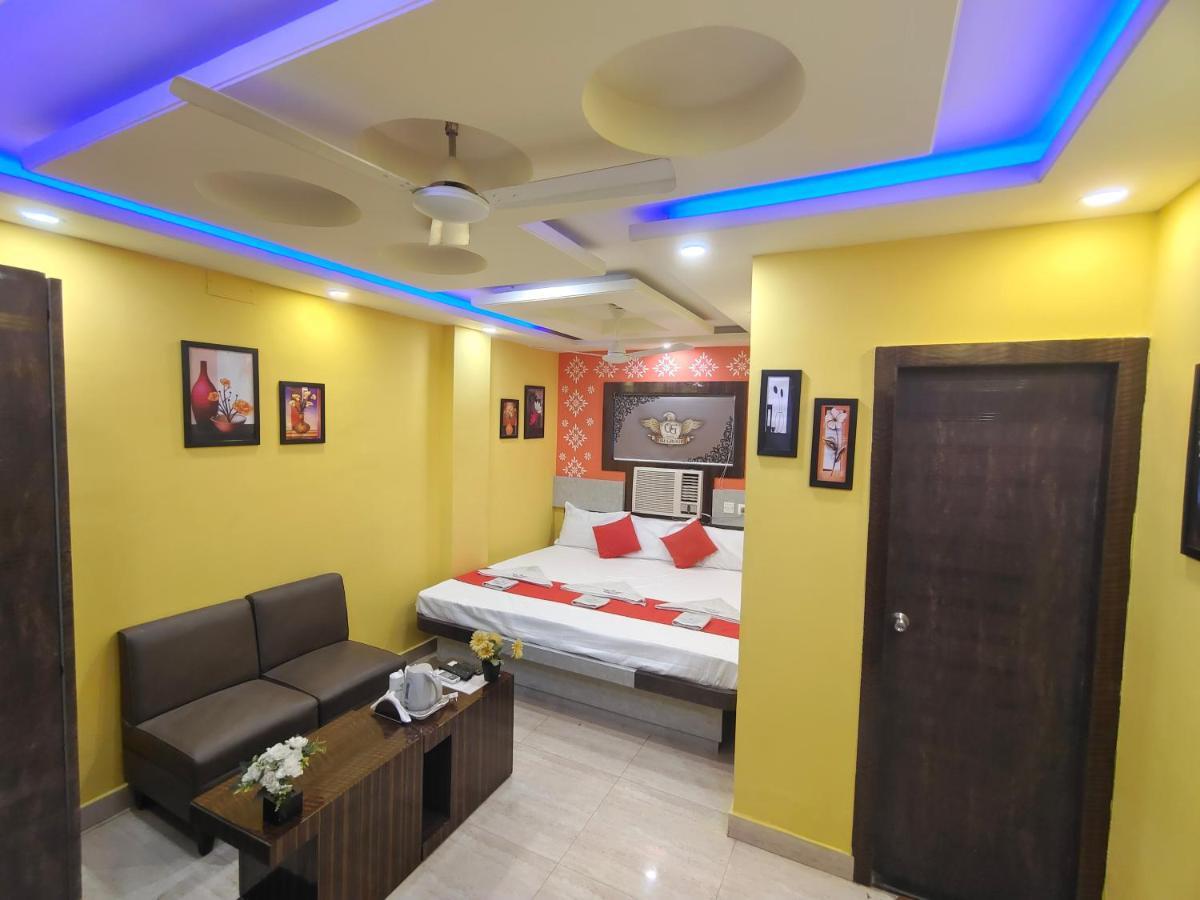 Hotel O.P.S Haora Ngoại thất bức ảnh